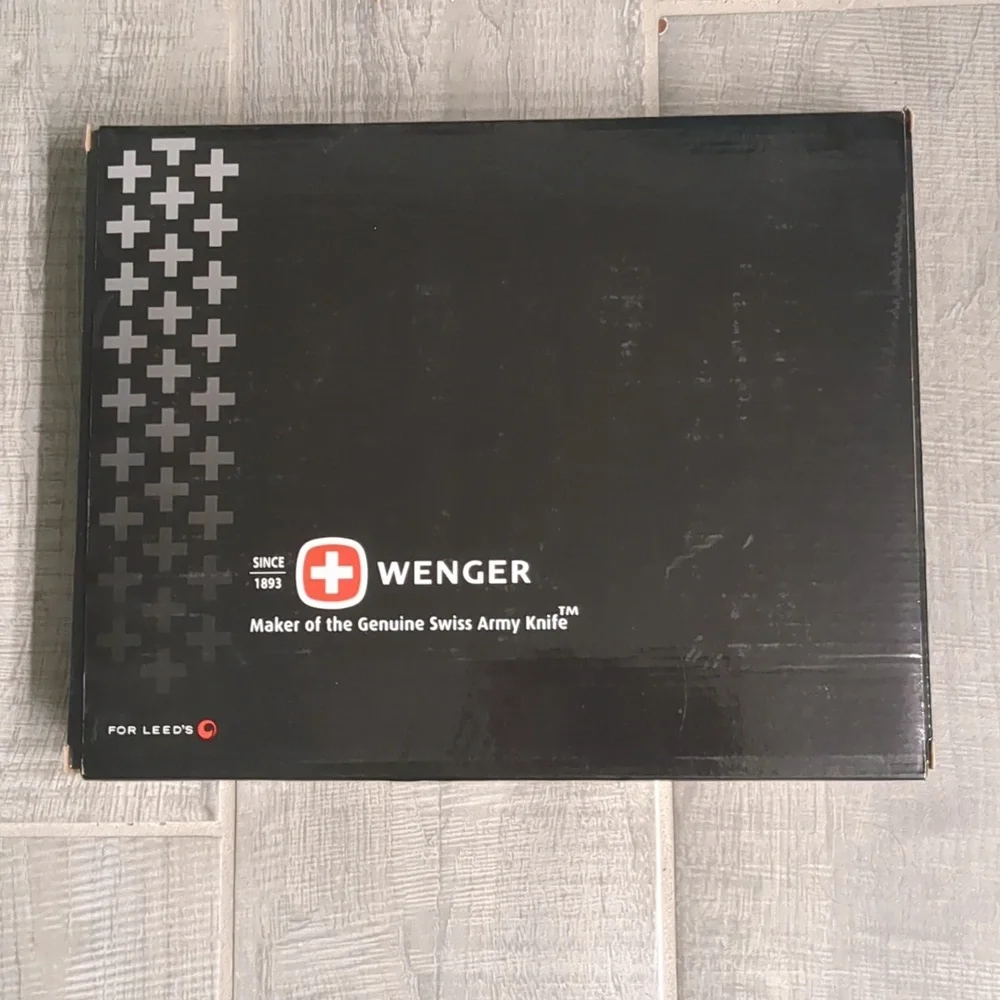 Wenger Black Leather portfolio Briefcase